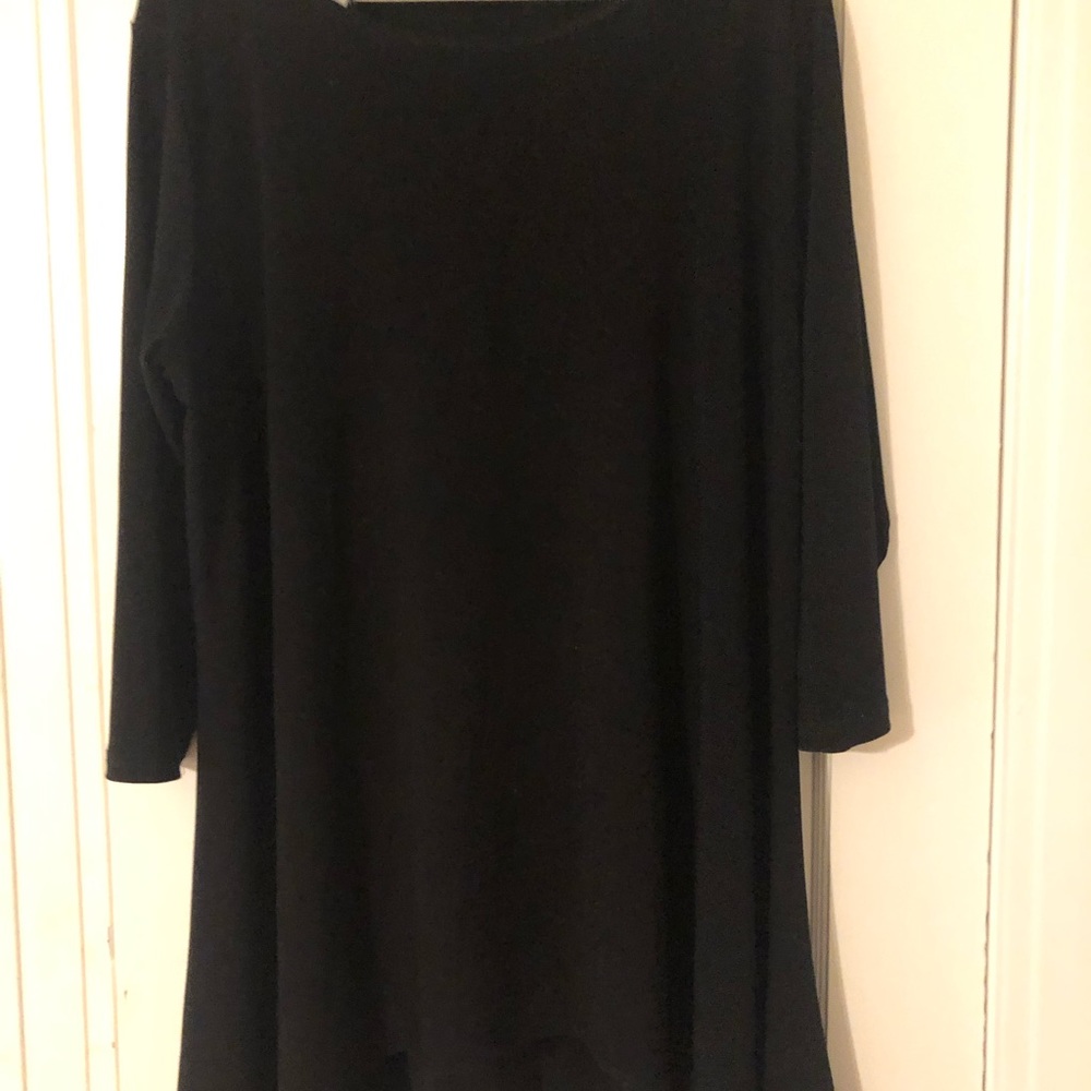 Sympli top size 16